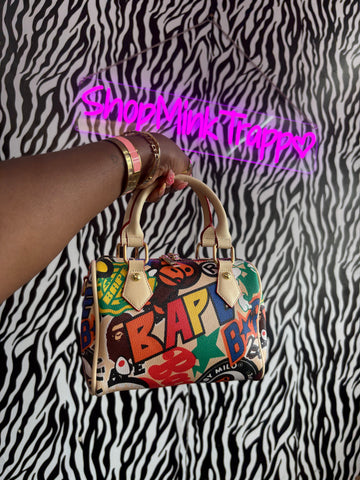 Graffiti girl Crossbody bag