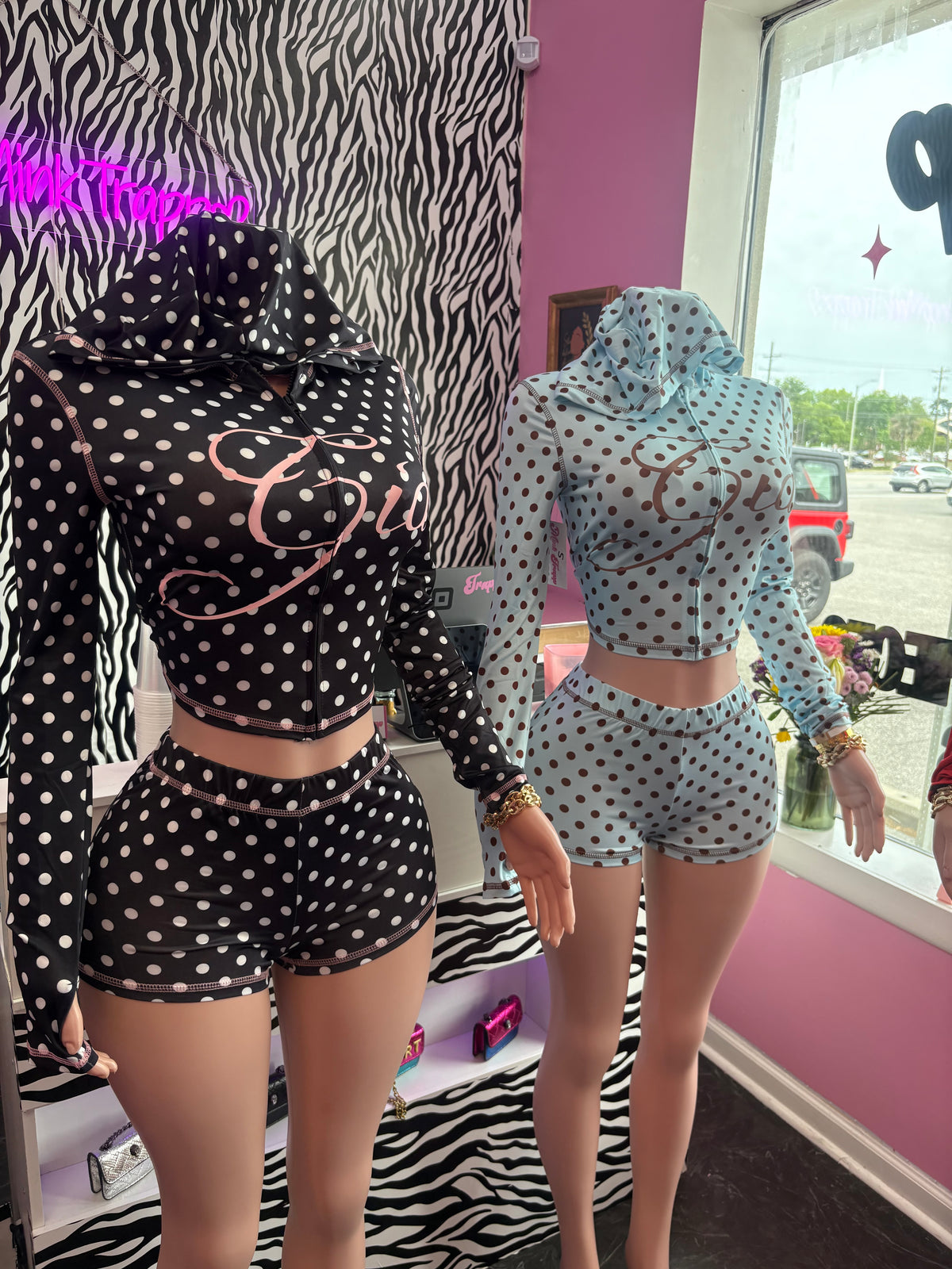 POKA DOT GIA